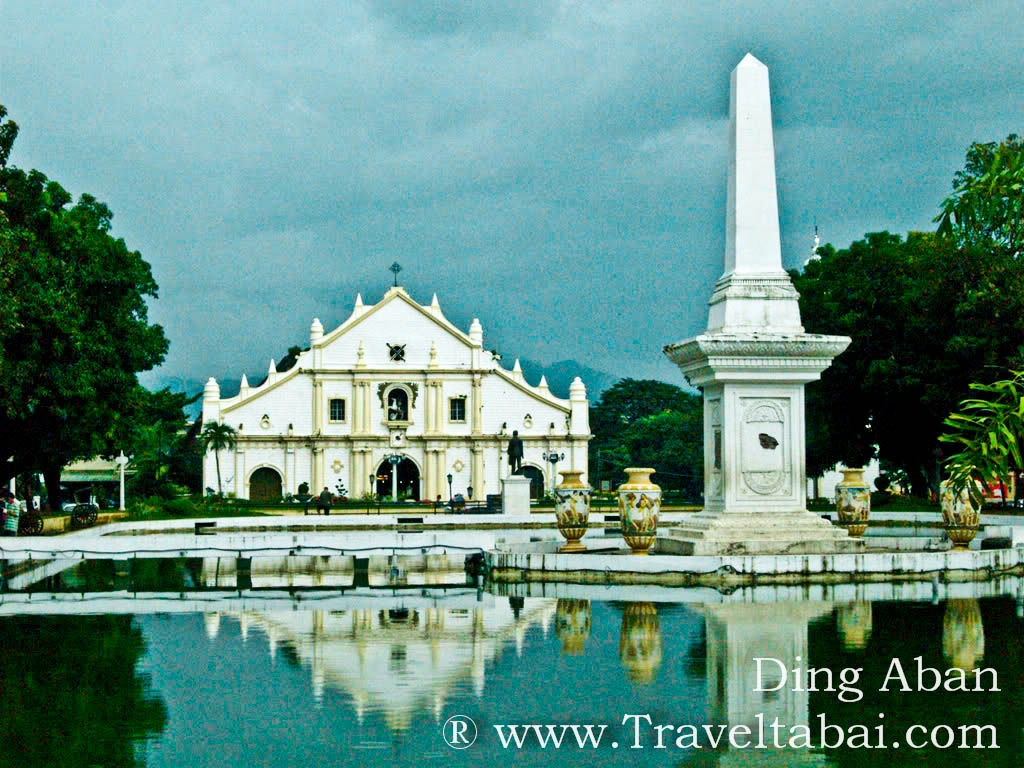 Vigan Cathedral, heritage of the Philippines, City of Vigan, Ciudad Fernandina de Vigan, St. Paul Metropolitan Cathedral, Spaniard Juan de Salcedo, vigan tourist spots, tourist spots of the Philippines, Archdiocese of Nueva Segovia, travel guide, travel and tours guide