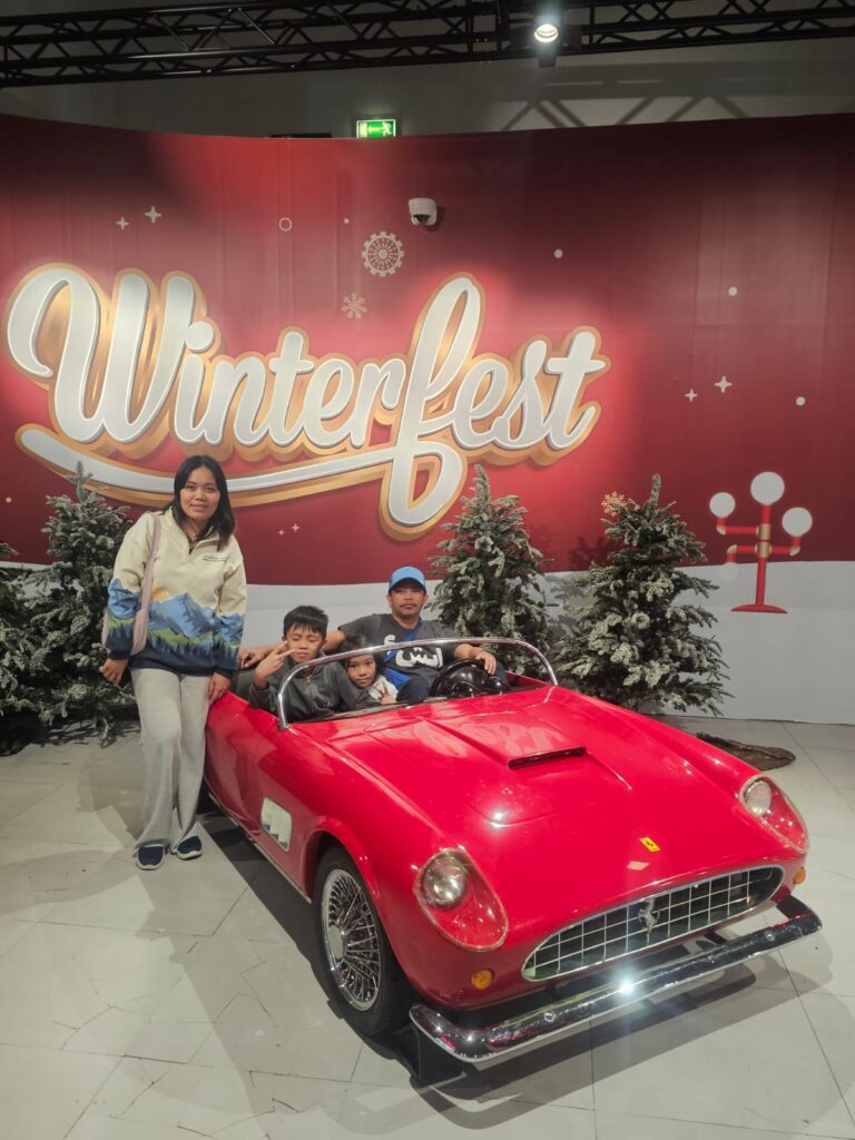 Ferrari World Family Car